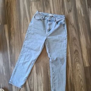 *SOLD* Mom jeans
